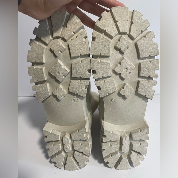 Chelsea Style Ankle Boots with Chunky  Lug Sole - Picture 9 of 10